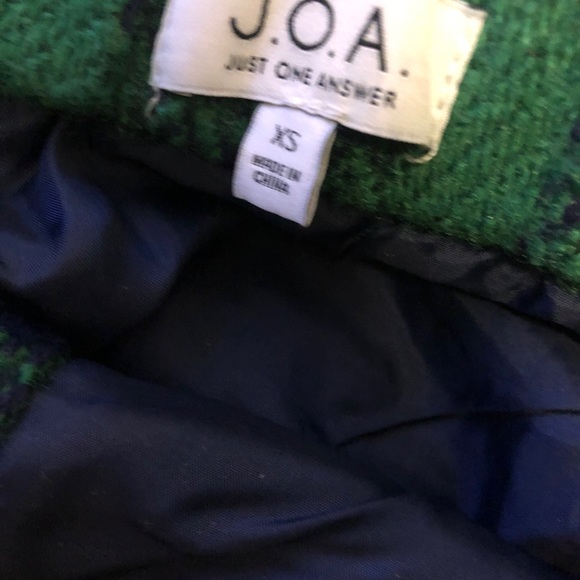 J.O.A. green plaid skirt - Picture 4 of 4